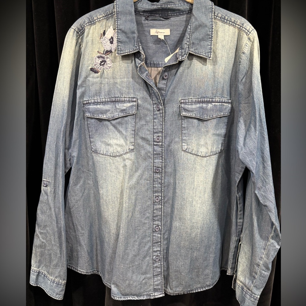 Reitmans Distressed Jean Button Up